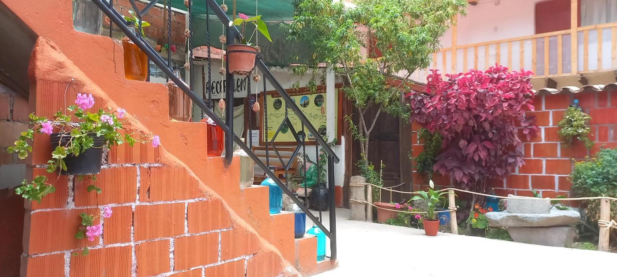 Hostal Raymi Ollantaytambo Exterior photo