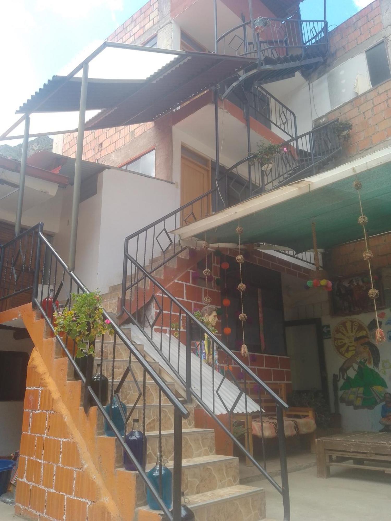 Hostal Raymi Ollantaytambo Exterior photo